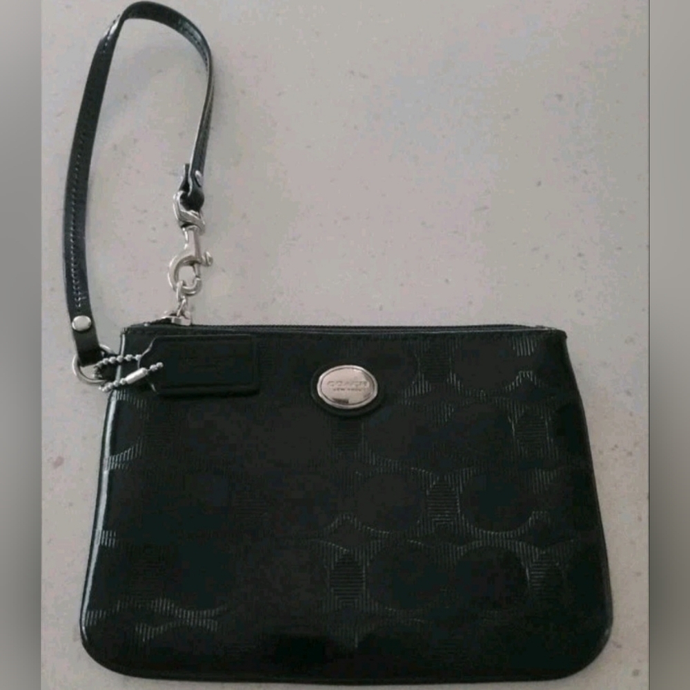 Coach Black Patent Leather Signature Embossed High Gloss Silver Accent Wristlet